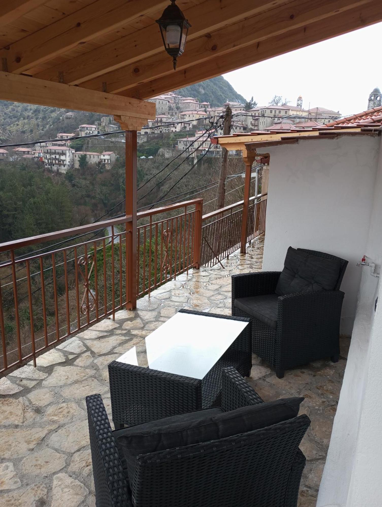 Family Home Dimitsana Dış mekan fotoğraf